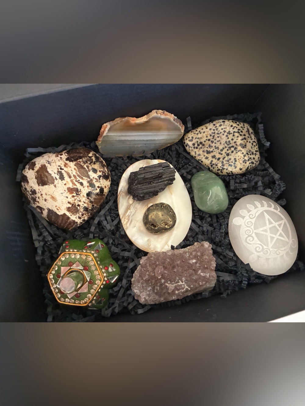 🔮 11 Piece Healing Crystal Gift Box - Black Opal Heart (rare)⚡️🎁